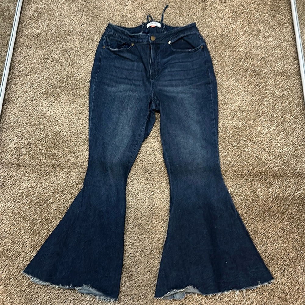 Arula Flare